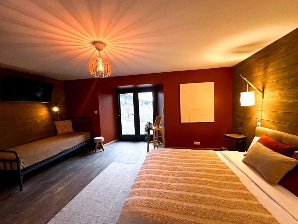 La Ferme Du Bien-Etre Bed and Breakfast Saint-Julien-Chapteuil Buitenkant foto